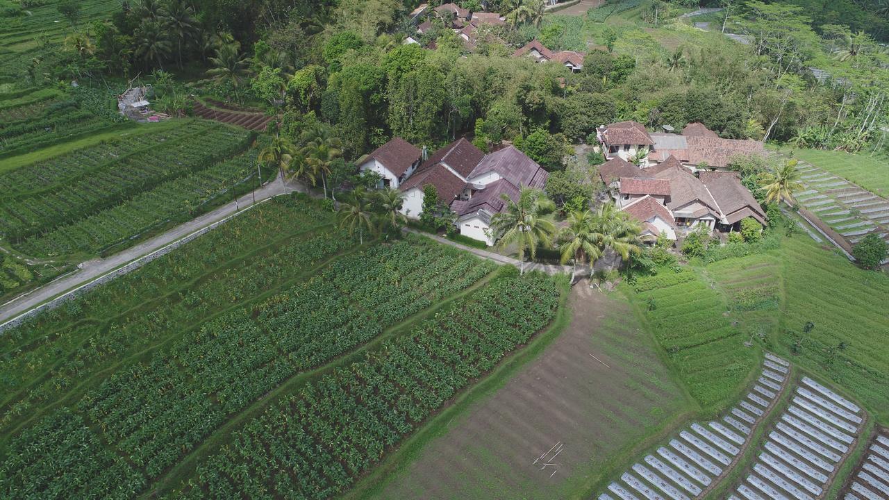 Griya Harja Homestay Маґеланґ Екстер'єр фото
